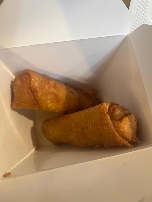 2 Pieces Chicken Egg Roll 鸡春卷