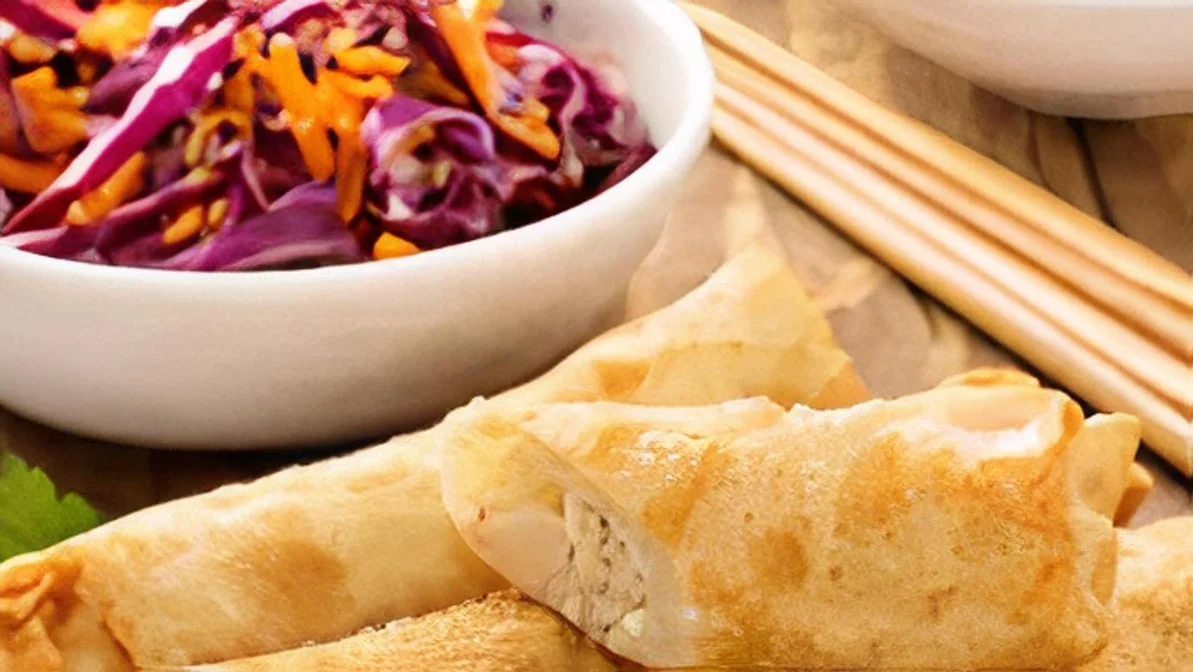 Spring Rolls (Egg Rolls) / 春卷