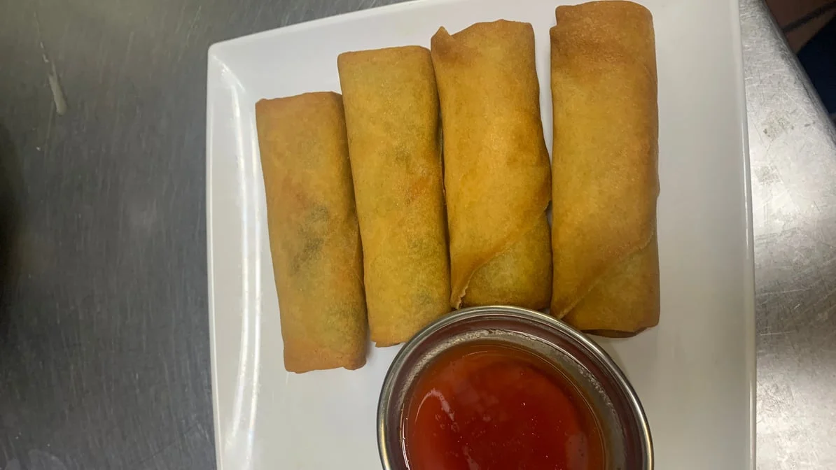 Egg Roll (4) 春卷 (4)