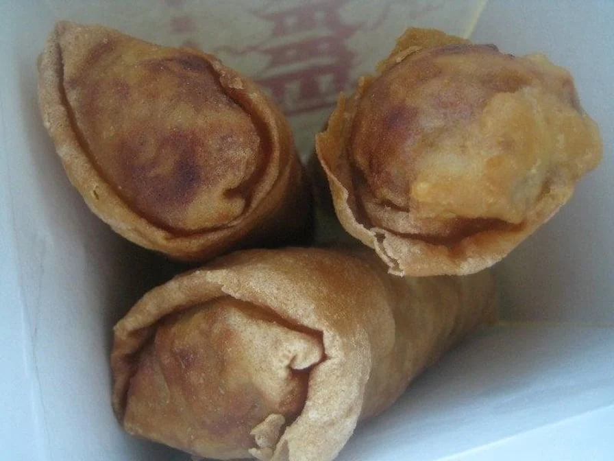3. 春 燒 / Egg Rolls (3)