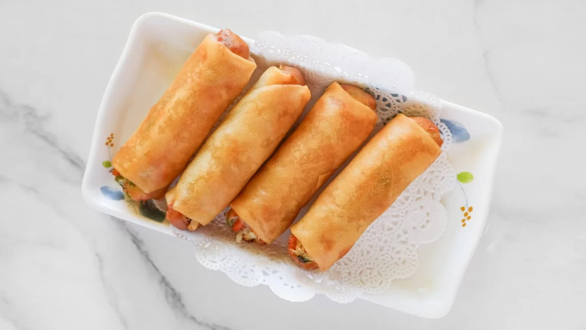13. Vegetarian Egg Roll (4 pieces)春卷