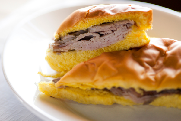Best Pan con Lechón Near Me