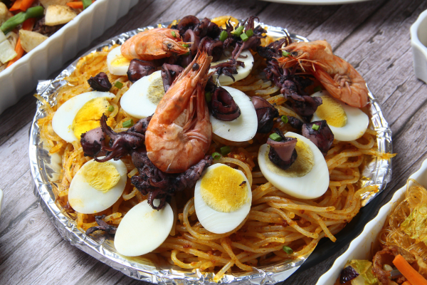 Best Pancit Malabon Near Me